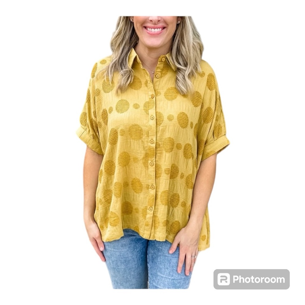 Umgee Oversized Blouse Top Mustard Color Size Medium PTP 26”